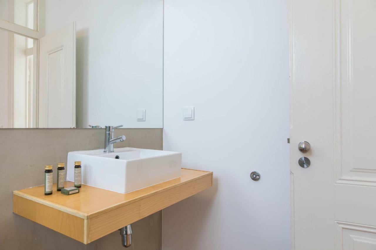 ליסבון Lovelystay - Sunny Santa Catarina II מראה חיצוני תמונה
